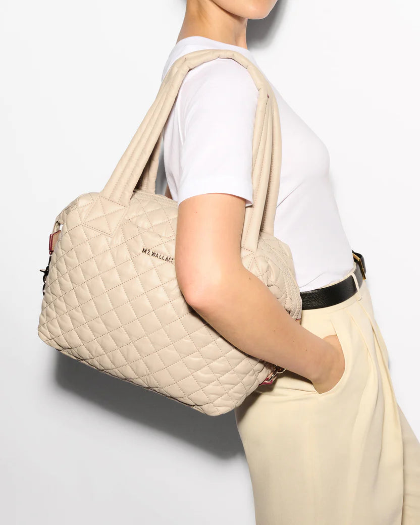 Medium Sutton Deluxe - Buff