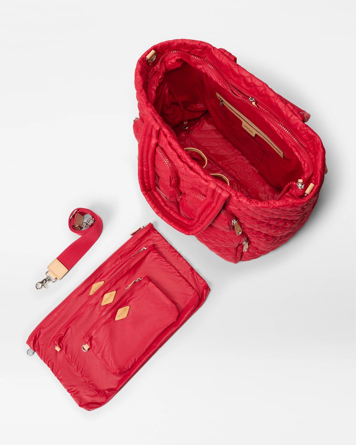 Large Metro Travel - Apple