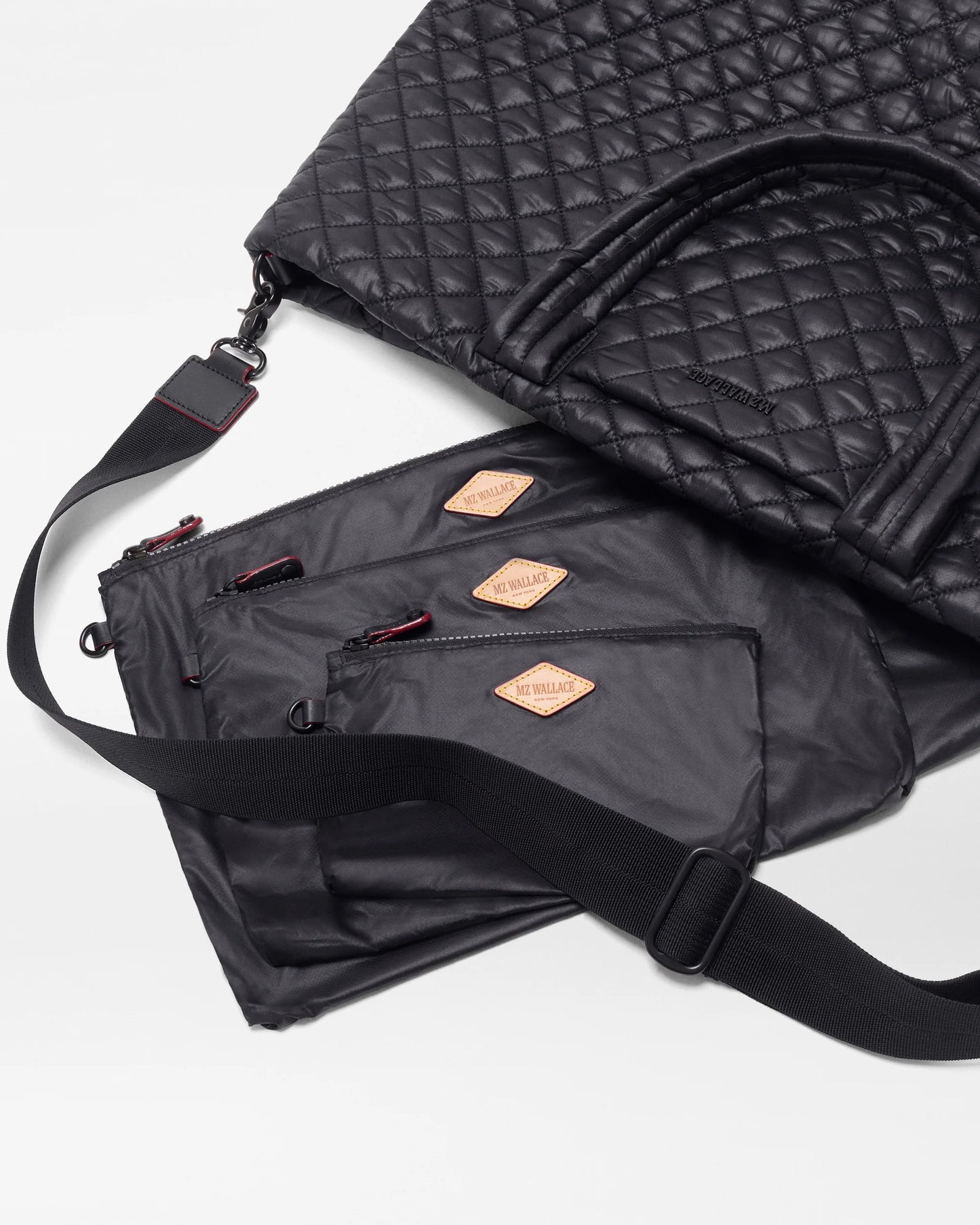 Large Metro Travel- Black